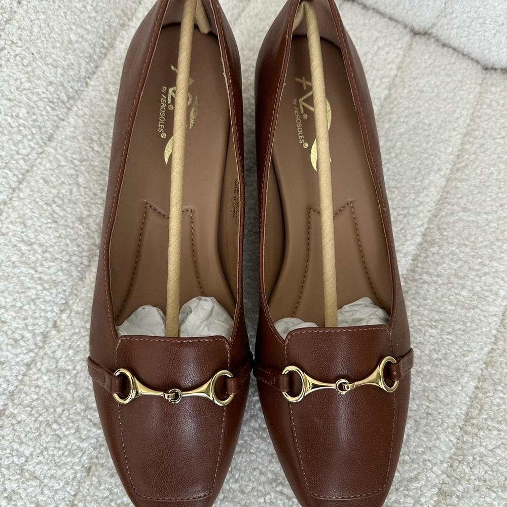 Aerosoles Women's Brown Loafers NWOT